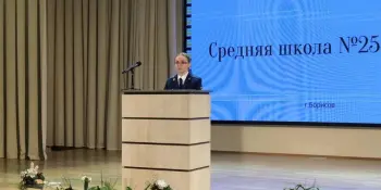 Встречал со старшим помощником прокурора Борисовского района