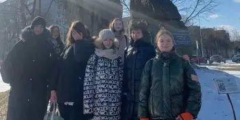 Учащиеся 8А посетили памятник воинам - интернационалистам