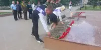 Торжественная церемония возложения цветов к мемориалу "Жертвам фашизма"