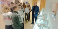 Сегодня учащиеся СШ 2 и СШ 8 посетили школьный музей "Ад бацькi да бацькаушчыны"