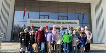 Учащиеся 2 классов посетили экологическую сказку "История маленькой улитки" в ДК имени М.Горького.