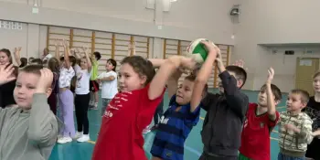Спортивный праздник "Спортивным будешь - здоровье добудешь"