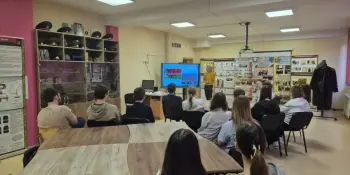 Патриотизм начинается с малого — с уважения к флагу и гербу